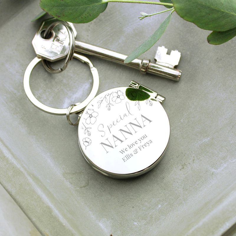 Personalised Floral Design Round Photo Frame Keyring